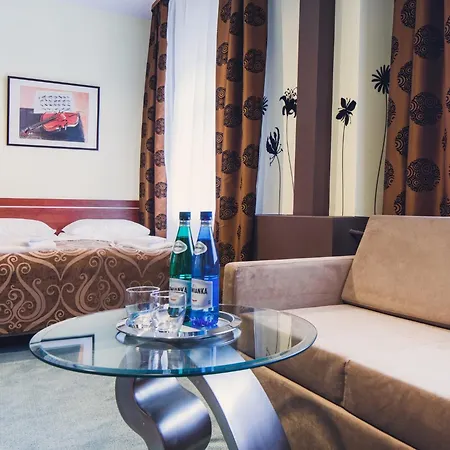 فندق Chmielna 2*