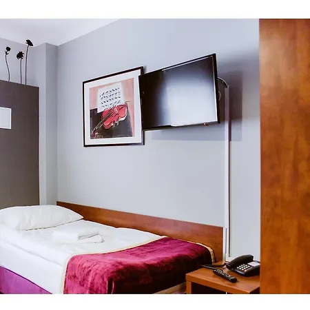 Chmielna Hotel
