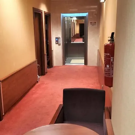 Otel Chmielna