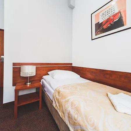 Hotel Chmielna Warsaw 2*