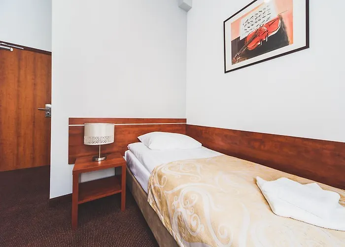 Hotel Chmielna Warsaw 2*